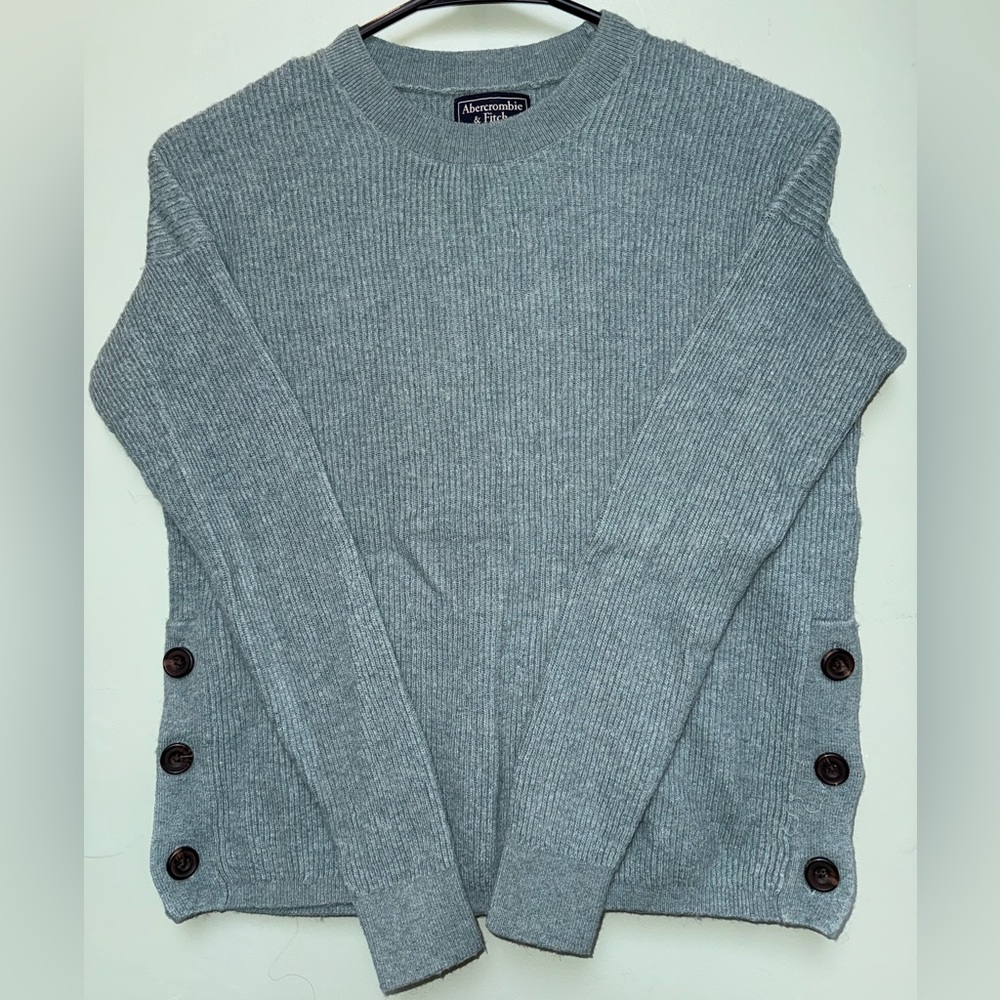 Abercrombie sweater